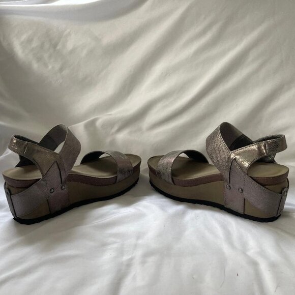 Crown Vintage sandals/Size 6 1/2 - Picture 5 of 5